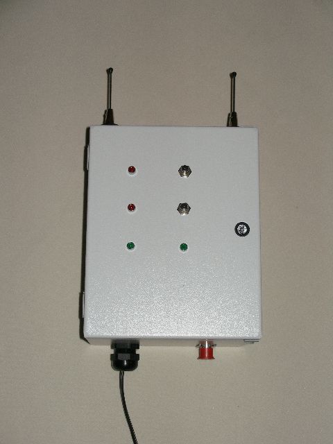Indoor receiver and alarm indicating unit